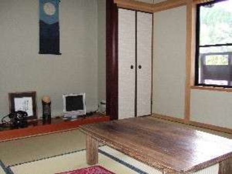 別館和室8畳Japanese-style room
